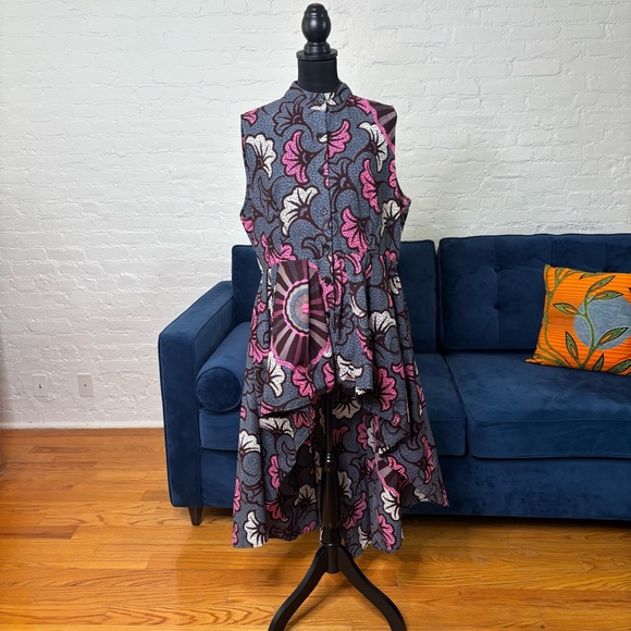 Mae Otti High/Low Sleeveless Blouse - Grey and Pink - Picture 2 of 8